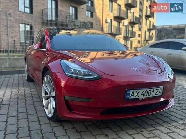 Красный Тесла Модель 3, объемом двигателя 0 л и пробегом 106 тыс. км за 16999 $, фото 2 на Automoto.ua