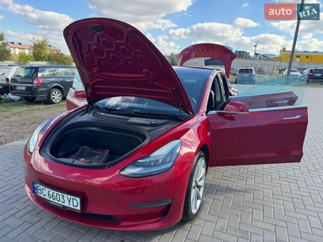 Красный Тесла Модель 3, объемом двигателя 0 л и пробегом 147 тыс. км за 17000 $, фото 44 на Automoto.ua