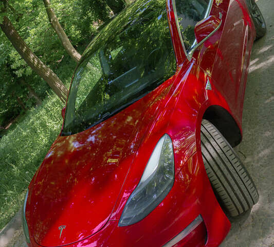 Красный Тесла Модель 3, объемом двигателя 0 л и пробегом 82 тыс. км за 29000 $, фото 8 на Automoto.ua