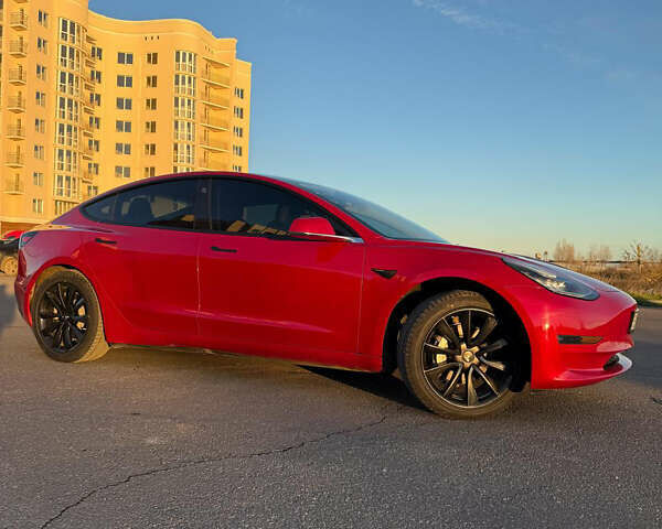 Червоний Тесла Модель 3, об'ємом двигуна 0 л та пробігом 90 тис. км за 16499 $, фото 28 на Automoto.ua