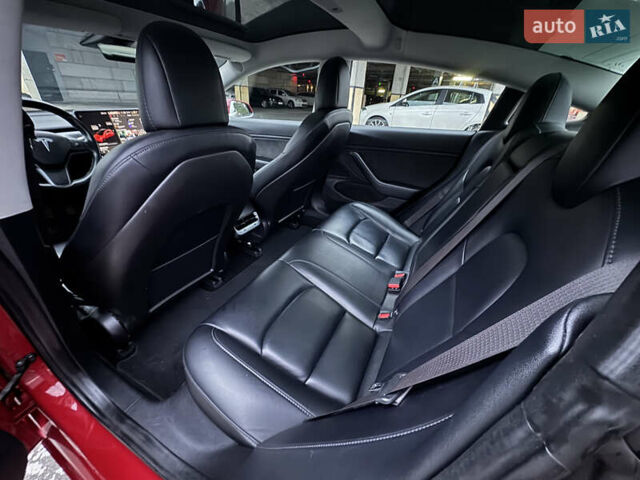 Красный Тесла Модель 3, объемом двигателя 0 л и пробегом 178 тыс. км за 16499 $, фото 9 на Automoto.ua