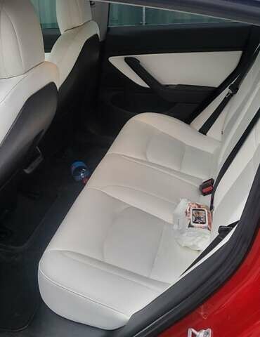 Красный Тесла Модель 3, объемом двигателя 0 л и пробегом 154 тыс. км за 18300 $, фото 4 на Automoto.ua