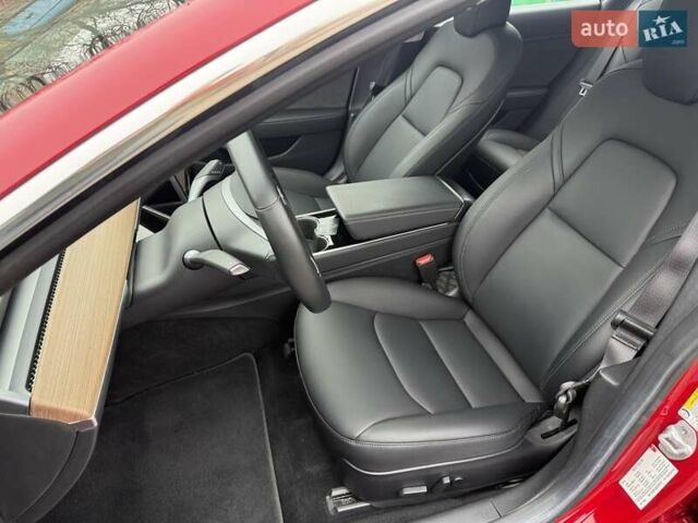 Красный Тесла Модель 3, объемом двигателя 0 л и пробегом 23 тыс. км за 17200 $, фото 10 на Automoto.ua