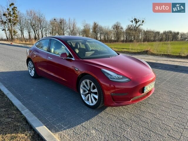Красный Тесла Модель 3, объемом двигателя 0 л и пробегом 166 тыс. км за 15000 $, фото 2 на Automoto.ua