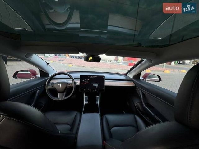 Красный Тесла Модель 3, объемом двигателя 0 л и пробегом 68 тыс. км за 17900 $, фото 18 на Automoto.ua
