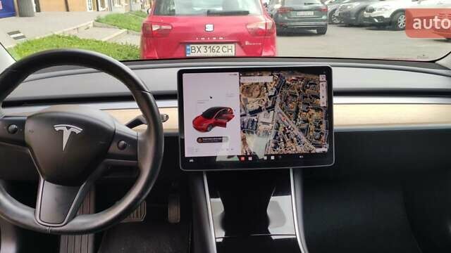 Червоний Тесла Модель 3, об'ємом двигуна 0 л та пробігом 130 тис. км за 16500 $, фото 14 на Automoto.ua