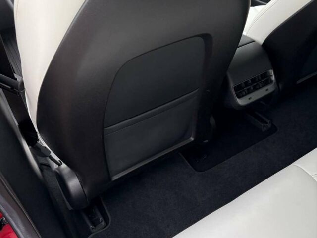 Красный Тесла Модель 3, объемом двигателя 0 л и пробегом 112 тыс. км за 16500 $, фото 69 на Automoto.ua