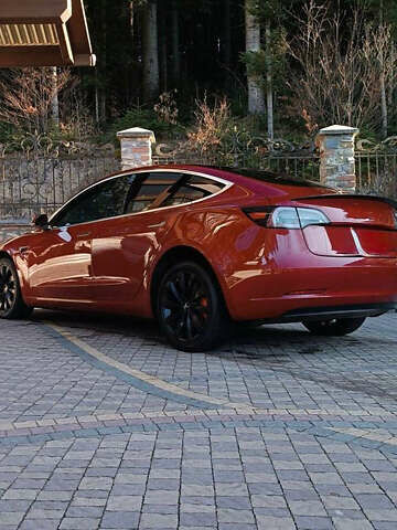 Красный Тесла Модель 3, объемом двигателя 0 л и пробегом 129 тыс. км за 20999 $, фото 40 на Automoto.ua