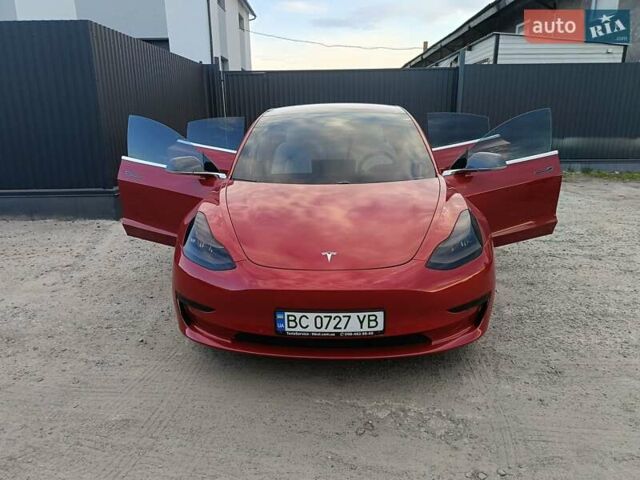 Красный Тесла Модель 3, объемом двигателя 0 л и пробегом 135 тыс. км за 20100 $, фото 23 на Automoto.ua