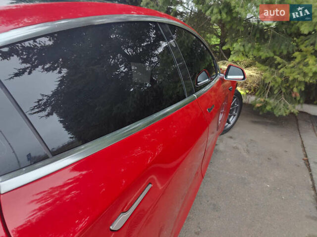 Червоний Тесла Модель 3, об'ємом двигуна 0 л та пробігом 123 тис. км за 16700 $, фото 30 на Automoto.ua