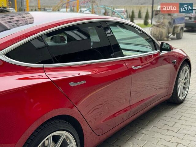 Червоний Тесла Модель 3, об'ємом двигуна 0 л та пробігом 52 тис. км за 17499 $, фото 20 на Automoto.ua