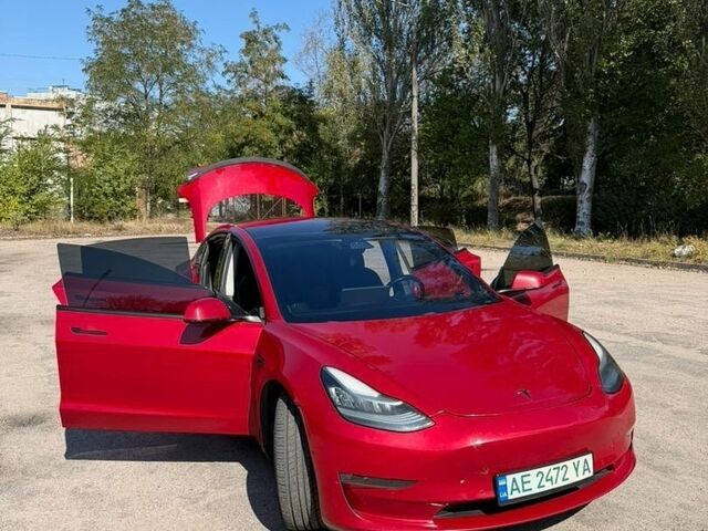 Красный Тесла Модель 3, объемом двигателя 0 л и пробегом 192 тыс. км за 12000 $, фото 13 на Automoto.ua