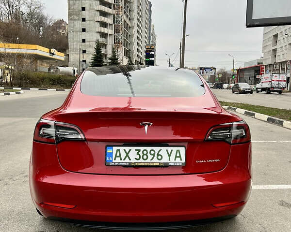 Красный Тесла Модель 3, объемом двигателя 0 л и пробегом 141 тыс. км за 19900 $, фото 2 на Automoto.ua