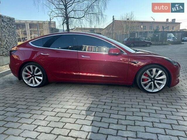 Красный Тесла Модель 3, объемом двигателя 0 л и пробегом 106 тыс. км за 16999 $, фото 4 на Automoto.ua