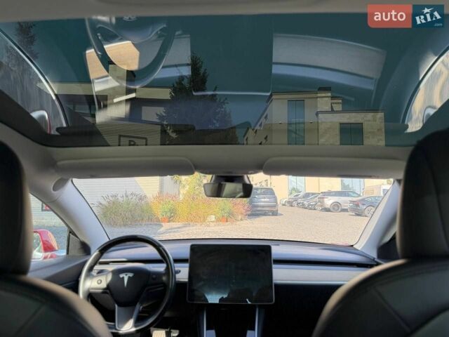Красный Тесла Модель 3, объемом двигателя 0 л и пробегом 160 тыс. км за 15500 $, фото 18 на Automoto.ua
