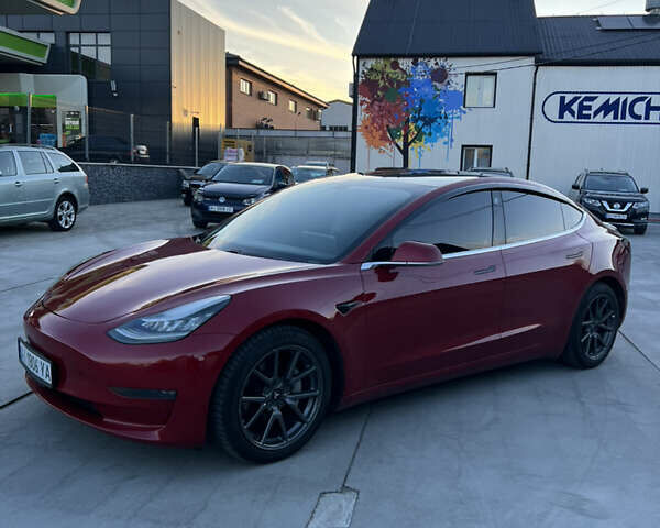 Червоний Тесла Модель 3, об'ємом двигуна 0 л та пробігом 130 тис. км за 18600 $, фото 2 на Automoto.ua