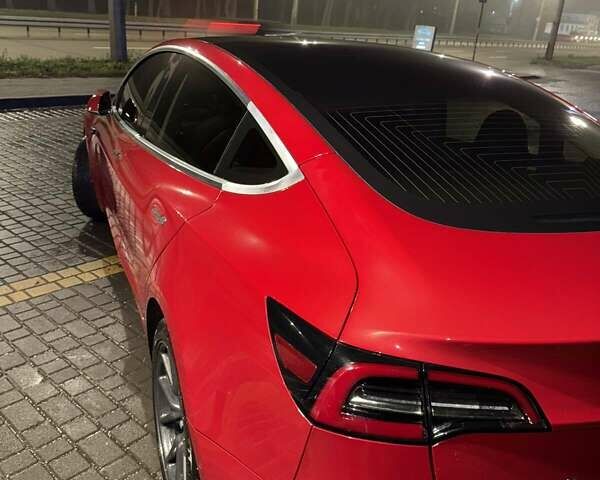Красный Тесла Модель 3, объемом двигателя 0 л и пробегом 110 тыс. км за 17500 $, фото 7 на Automoto.ua