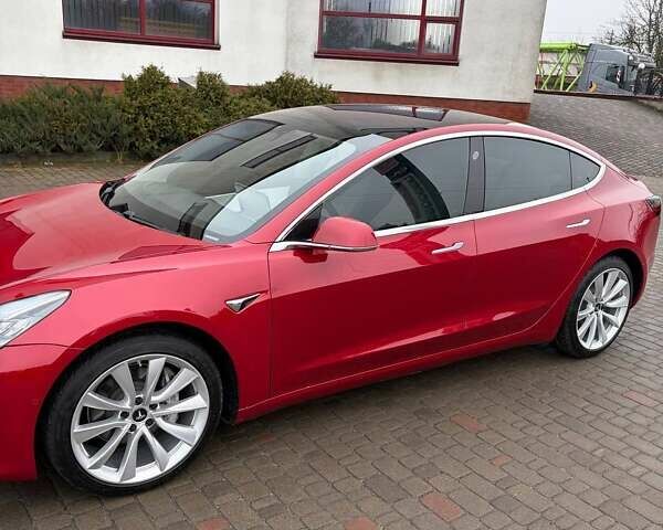 Красный Тесла Модель 3, объемом двигателя 0 л и пробегом 112 тыс. км за 16500 $, фото 25 на Automoto.ua