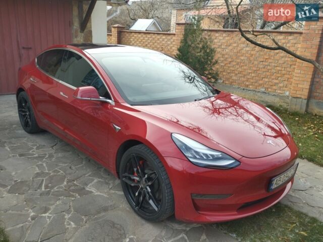 Красный Тесла Модель 3, объемом двигателя 0 л и пробегом 86 тыс. км за 18600 $, фото 3 на Automoto.ua