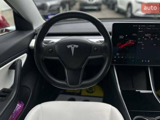Красный Тесла Модель 3, объемом двигателя 0 л и пробегом 101 тыс. км за 16800 $, фото 10 на Automoto.ua