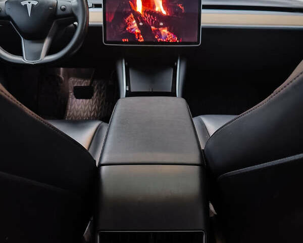 Червоний Тесла Модель 3, об'ємом двигуна 0 л та пробігом 123 тис. км за 16700 $, фото 88 на Automoto.ua