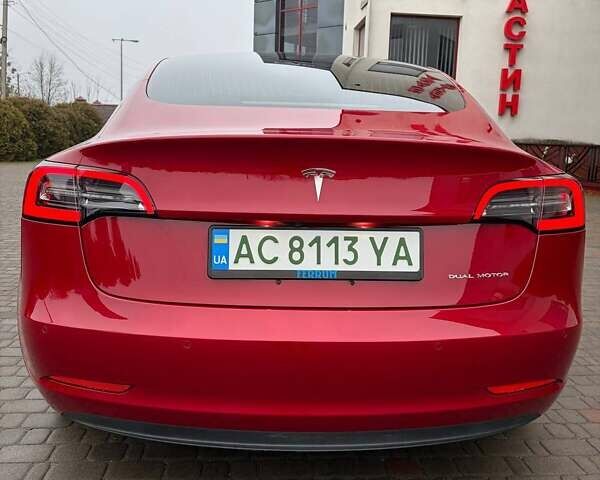 Красный Тесла Модель 3, объемом двигателя 0 л и пробегом 112 тыс. км за 16500 $, фото 2 на Automoto.ua