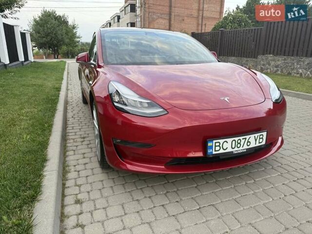 Красный Тесла Модель 3, объемом двигателя 0 л и пробегом 61 тыс. км за 18200 $, фото 11 на Automoto.ua