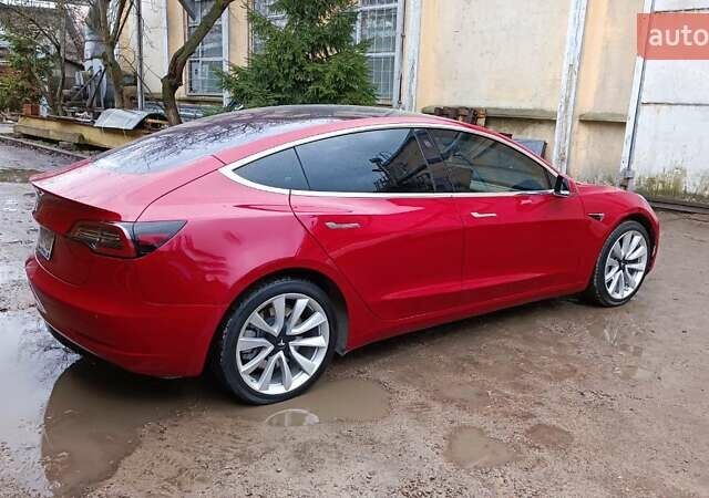 Червоний Тесла Модель 3, об'ємом двигуна 0 л та пробігом 53 тис. км за 33000 $, фото 4 на Automoto.ua