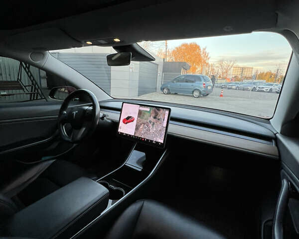 Червоний Тесла Модель 3, об'ємом двигуна 0 л та пробігом 130 тис. км за 18600 $, фото 22 на Automoto.ua