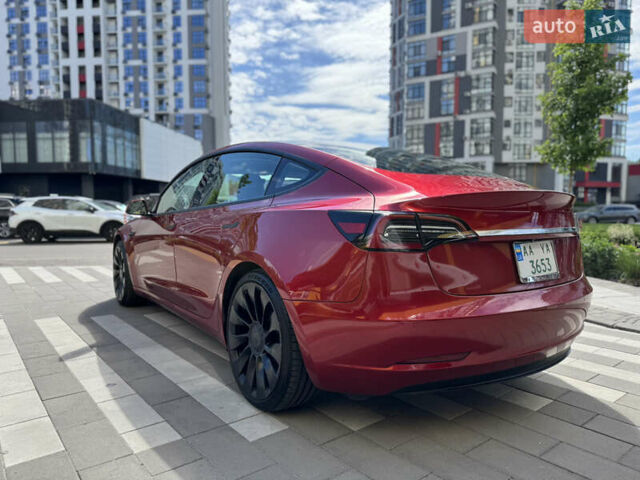 Красный Тесла Модель 3, объемом двигателя 0 л и пробегом 108 тыс. км за 15600 $, фото 2 на Automoto.ua