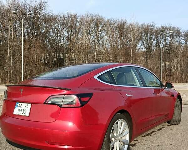 Красный Тесла Модель 3, объемом двигателя 0 л и пробегом 74 тыс. км за 22500 $, фото 14 на Automoto.ua