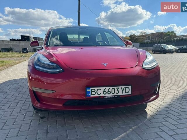 Красный Тесла Модель 3, объемом двигателя 0 л и пробегом 147 тыс. км за 17000 $, фото 2 на Automoto.ua