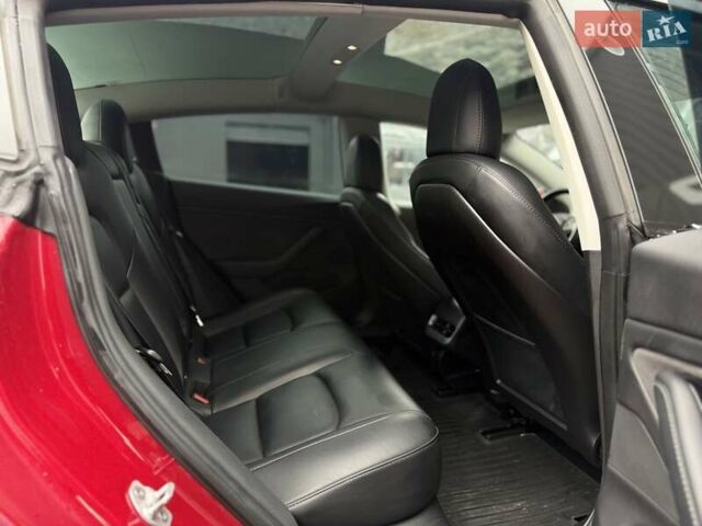 Червоний Тесла Модель 3, об'ємом двигуна 0 л та пробігом 164 тис. км за 14300 $, фото 36 на Automoto.ua