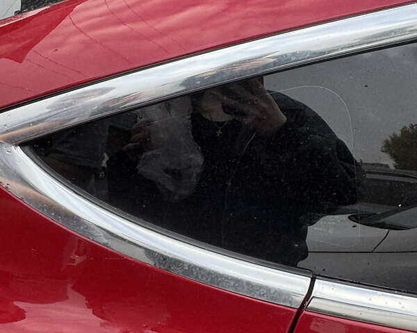 Красный Тесла Модель 3, объемом двигателя 0 л и пробегом 105 тыс. км за 16000 $, фото 23 на Automoto.ua