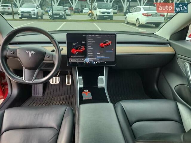 Красный Тесла Модель 3, объемом двигателя 0 л и пробегом 105 тыс. км за 19500 $, фото 21 на Automoto.ua