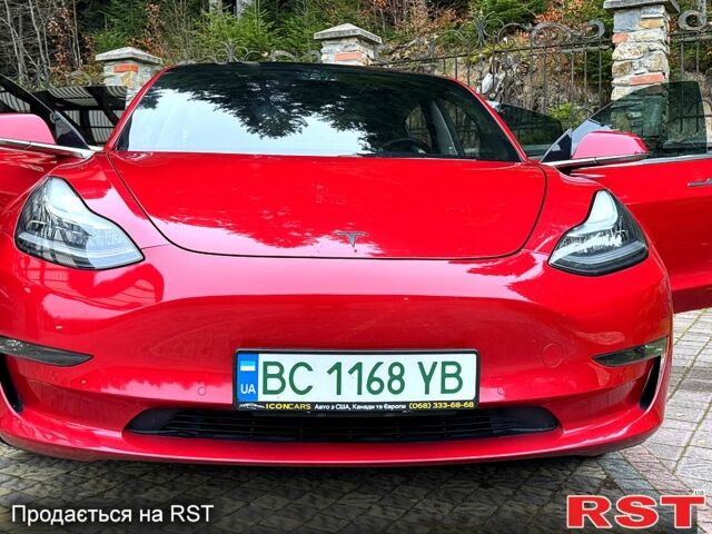 Красный Тесла Модель 3, объемом двигателя 0 л и пробегом 129 тыс. км за 20400 $, фото 12 на Automoto.ua