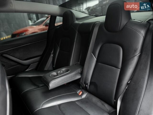 Красный Тесла Модель 3, объемом двигателя 0 л и пробегом 168 тыс. км за 15500 $, фото 24 на Automoto.ua