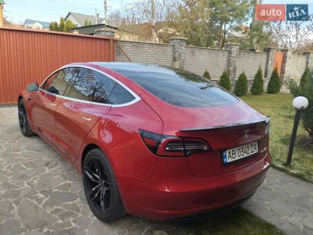 Красный Тесла Модель 3, объемом двигателя 0 л и пробегом 76 тыс. км за 19999 $, фото 3 на Automoto.ua