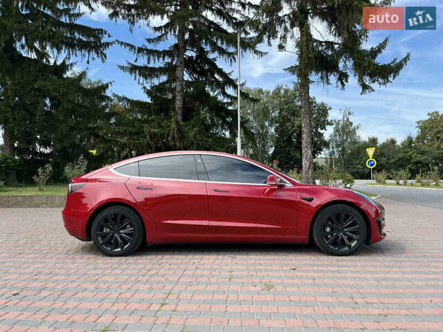 Тесла Модель 3 2018 у Чернівцях на Automoto.ua Червоний Тесла Модель 3, об'ємом двигуна 0 л та пробігом 235 тис. км за 16200 $, фото 13 на Automoto.ua
