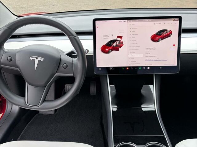 Красный Тесла Модель 3, объемом двигателя 0 л и пробегом 112 тыс. км за 16500 $, фото 63 на Automoto.ua
