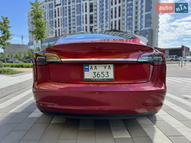 Красный Тесла Модель 3, объемом двигателя 0 л и пробегом 108 тыс. км за 15600 $, фото 5 на Automoto.ua