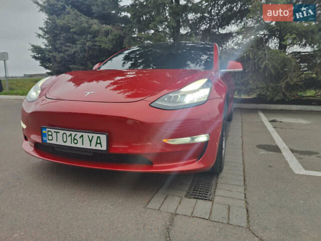 Красный Тесла Модель 3, объемом двигателя 0 л и пробегом 123 тыс. км за 16300 $, фото 67 на Automoto.ua