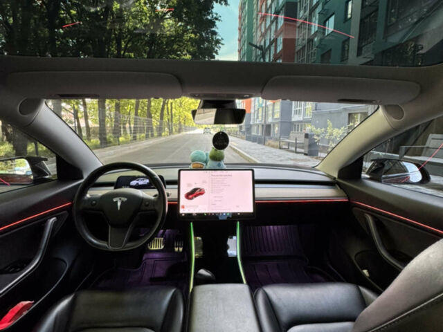 Червоний Тесла Модель 3, об'ємом двигуна 0 л та пробігом 79 тис. км за 18000 $, фото 27 на Automoto.ua