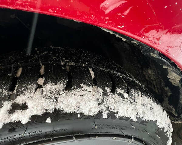 Червоний Тесла Модель 3, об'ємом двигуна 0 л та пробігом 112 тис. км за 15999 $, фото 9 на Automoto.ua