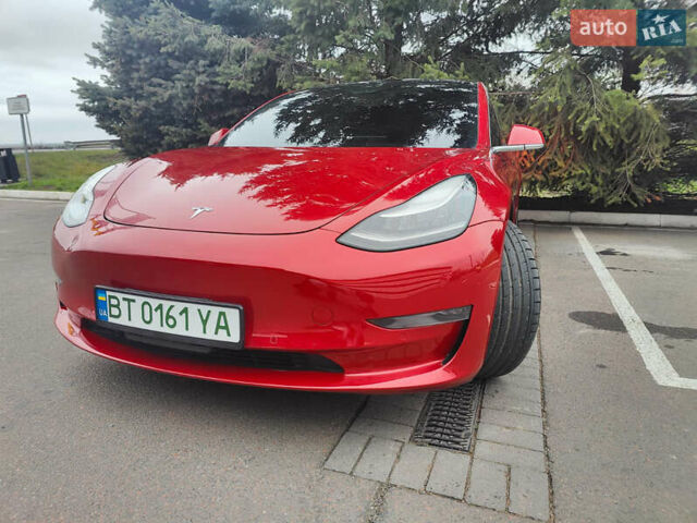 Красный Тесла Модель 3, объемом двигателя 0 л и пробегом 123 тыс. км за 16300 $, фото 31 на Automoto.ua