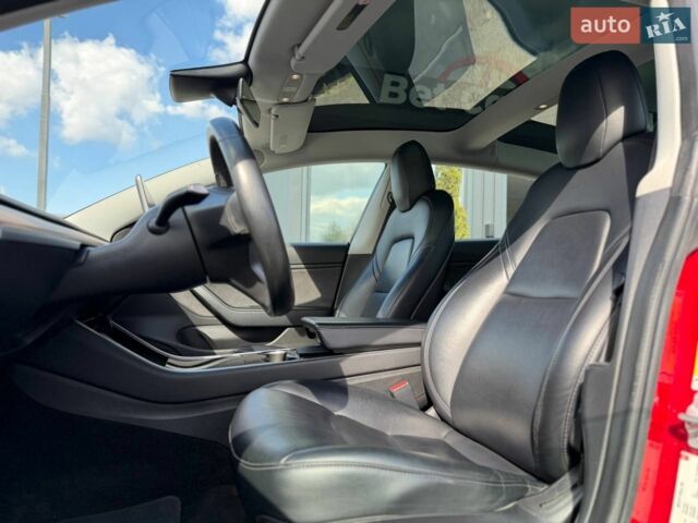 Червоний Тесла Модель 3, об'ємом двигуна 0 л та пробігом 160 тис. км за 16200 $, фото 10 на Automoto.ua