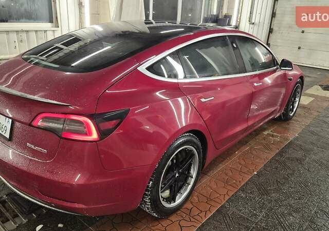 Красный Тесла Модель 3, объемом двигателя 0 л и пробегом 67 тыс. км за 23800 $, фото 7 на Automoto.ua