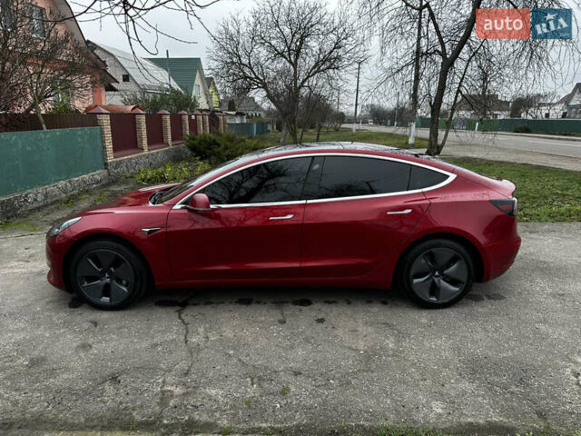Красный Тесла Модель 3, объемом двигателя 0 л и пробегом 255 тыс. км за 13700 $, фото 5 на Automoto.ua
