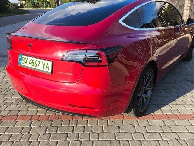 Красный Тесла Модель 3, объемом двигателя 0 л и пробегом 157 тыс. км за 19500 $, фото 3 на Automoto.ua