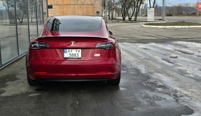 Червоний Тесла Модель 3, об'ємом двигуна 0 л та пробігом 150 тис. км за 17100 $, фото 11 на Automoto.ua